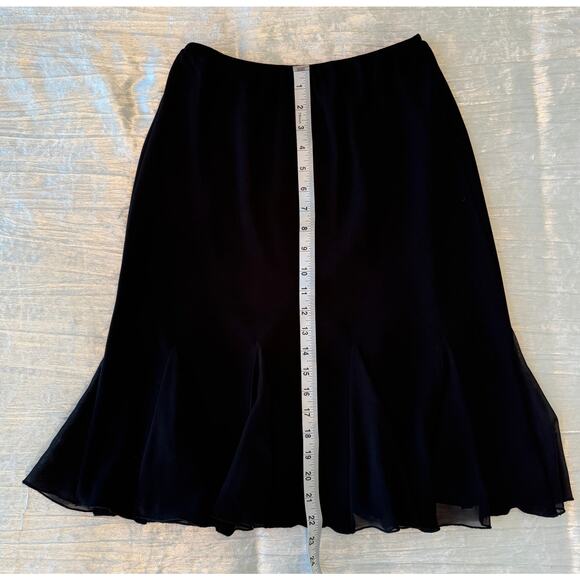 Women's Slip-On Skirt with Pleats Sheer Scalloped Mermaid Look, Black, 6P - Picture 4 of 7